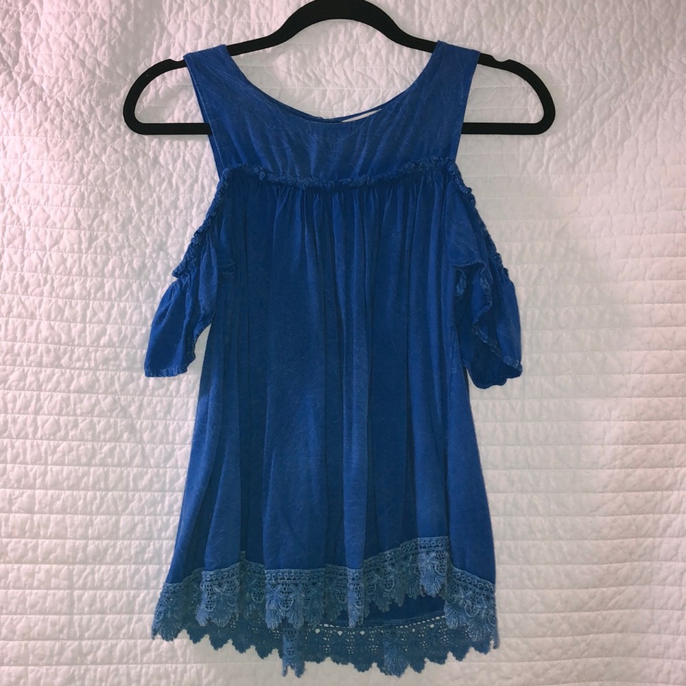 Off the Shoulder blue shirt